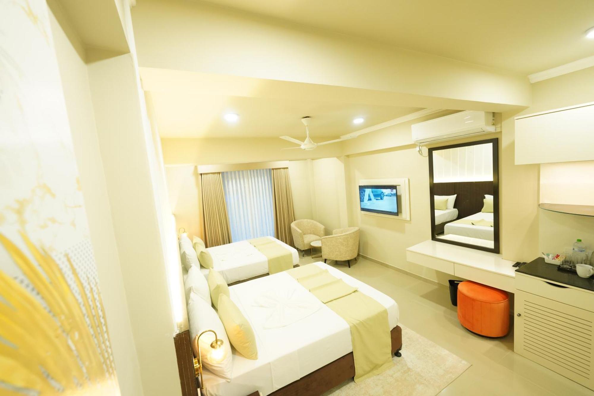 Hotel Grand Amanee รัตนปุระ ภายนอก รูปภาพ