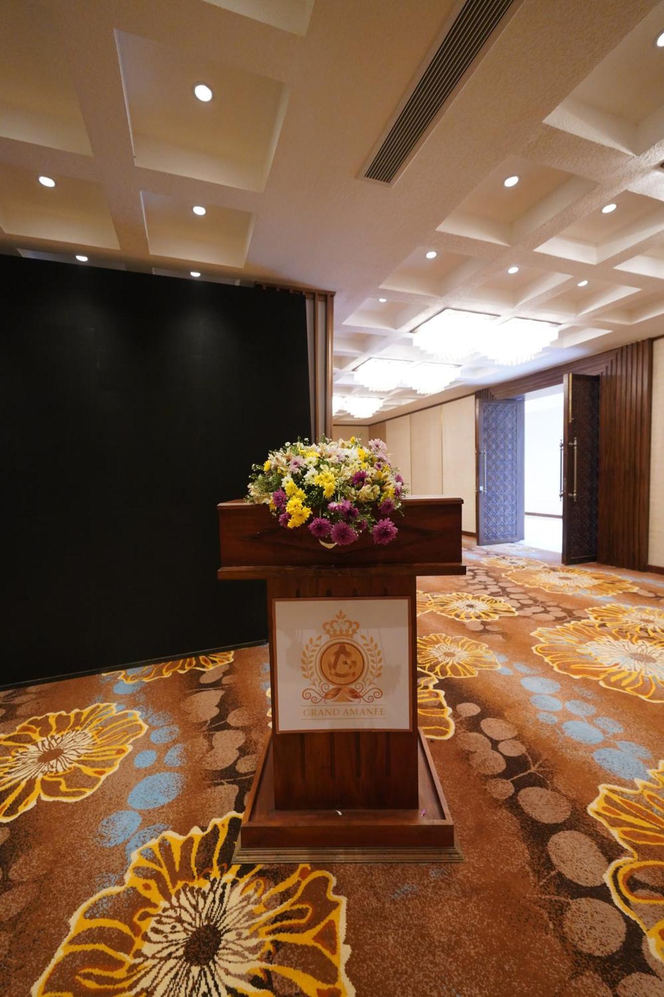 Hotel Grand Amanee รัตนปุระ ภายนอก รูปภาพ