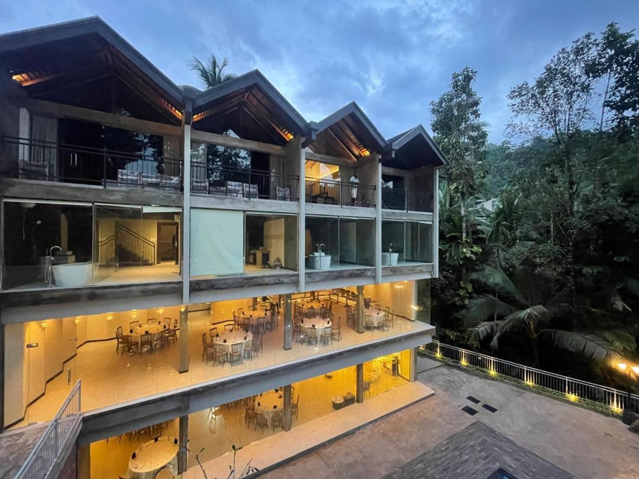 Hotel Grand Amanee รัตนปุระ ภายนอก รูปภาพ