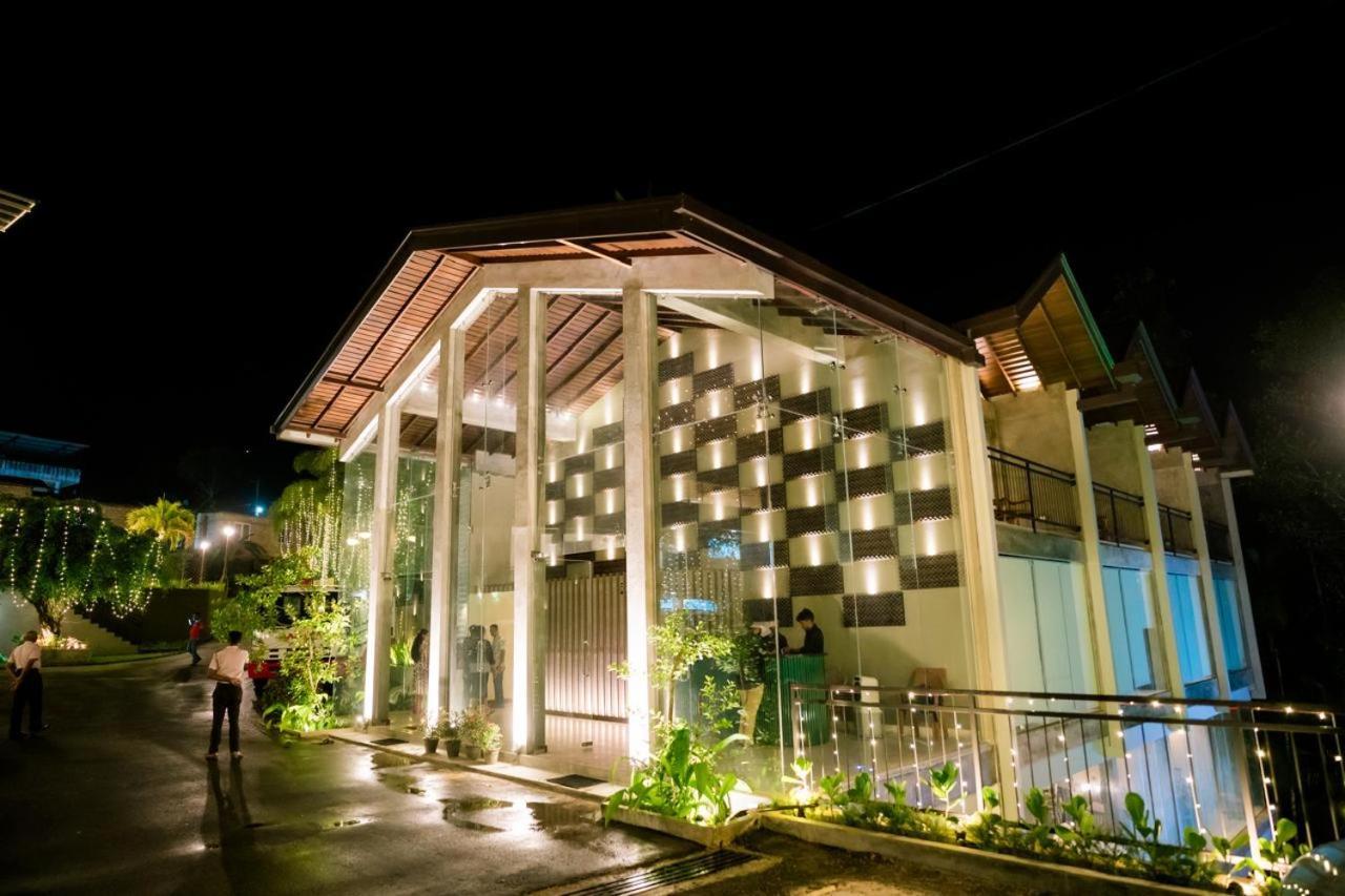 Hotel Grand Amanee รัตนปุระ ภายนอก รูปภาพ