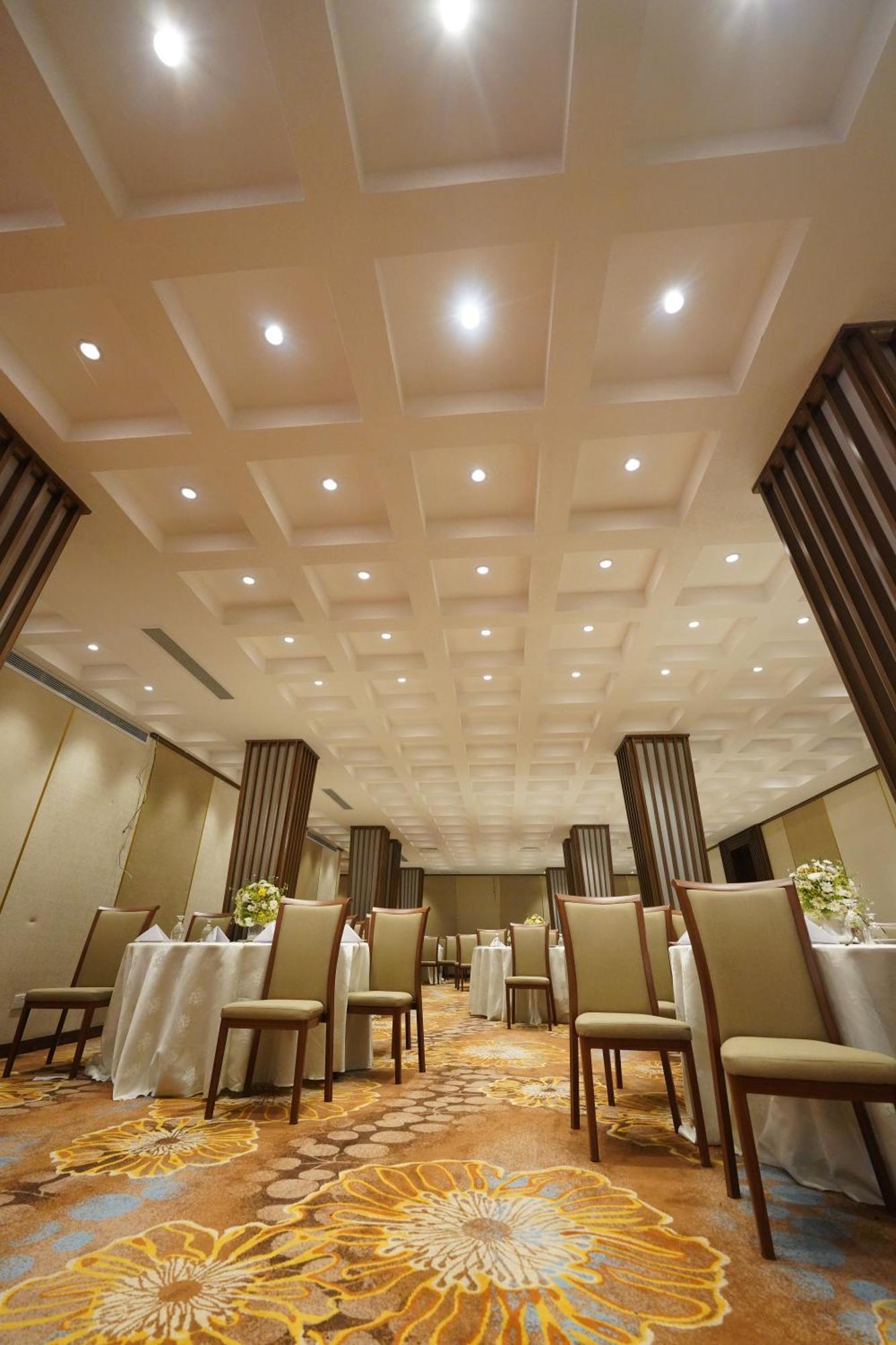 Hotel Grand Amanee รัตนปุระ ภายนอก รูปภาพ